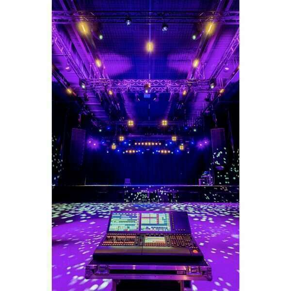 Chauvet DJ SlimPAR Q12BT ILS Quad-Colour LED Par Light