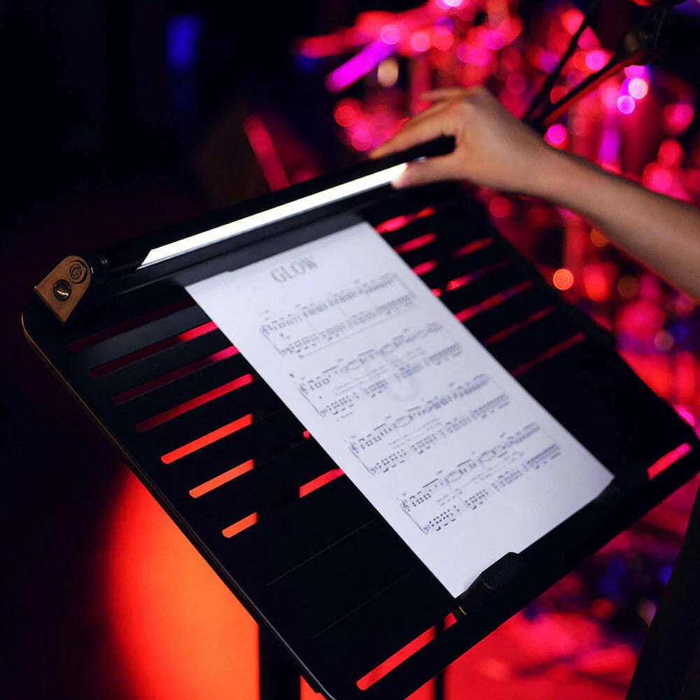 Gravity GLEDSTICK1B Compact, Magnetic and Dimmable LED Light Bar with USB Charging Port