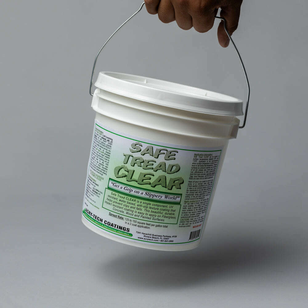 Safe Tread Anti Slip Coating �C Clear 'Medium Grit' 1 Gallon - (3.8L)