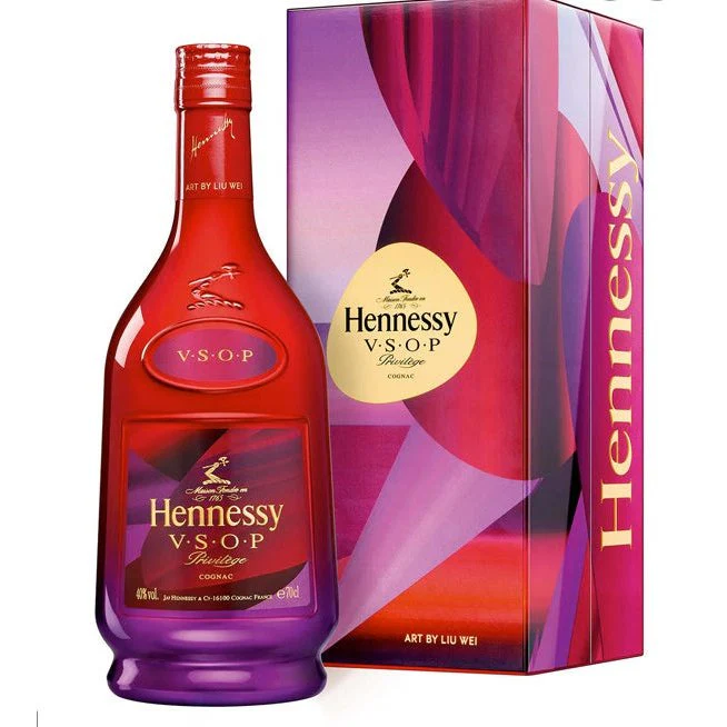 Hennessy V.S.O.P Limited Edition By LIU WEI (750ml)