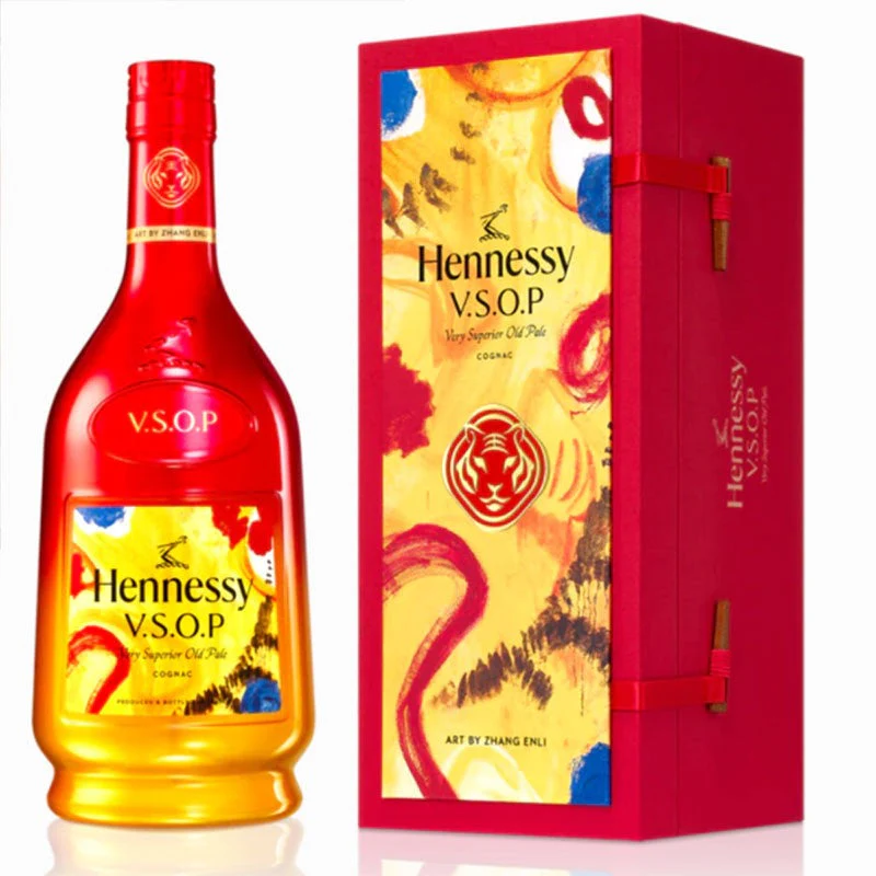 Hennessy V.S.O.P Lunar New Year 2022 Limited Edition By Zhang Enli (750ml)