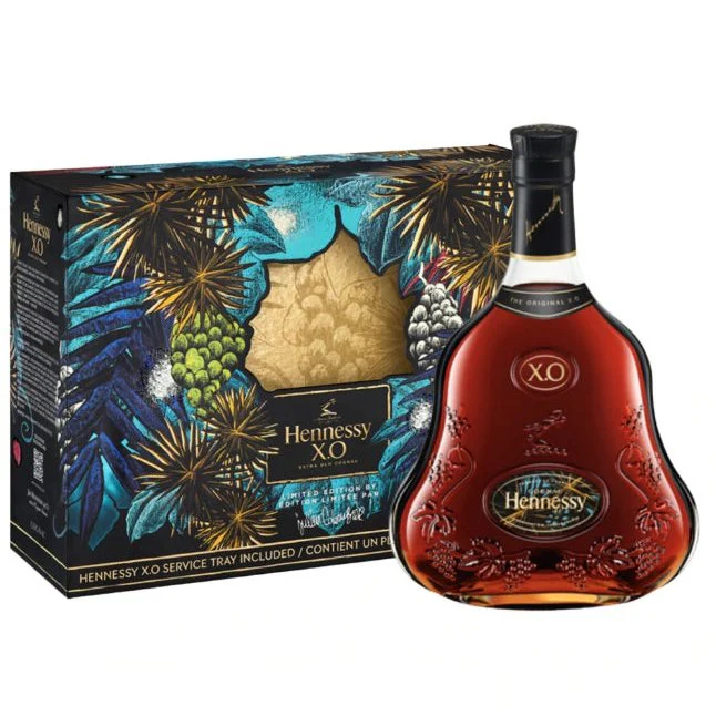 Hennessy X.O Limited Edition By Julien Colombier (750ml)