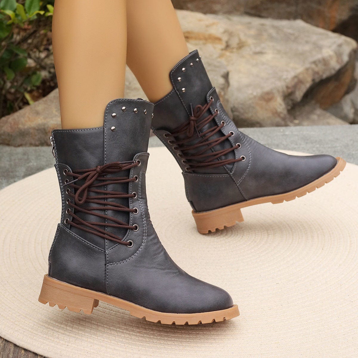 Bottes mi-mollet pour femme �C Cuir synth��tique �C �� lacets �C Talon ��pais �C D��tail clout��
