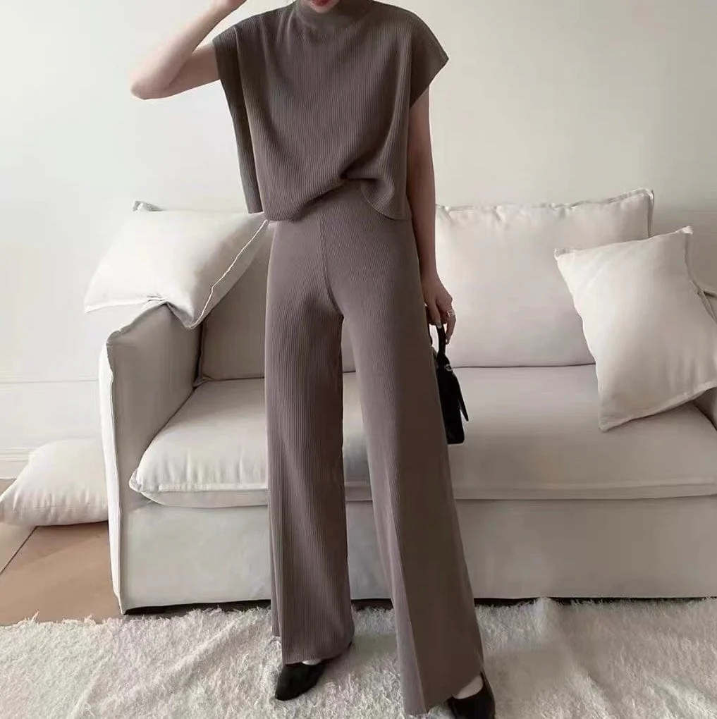 Ensemble taupe ��t�� d��bardeur maille c?tel��e pantalon large minimaliste - sophistication estivale - MAX FOR ME