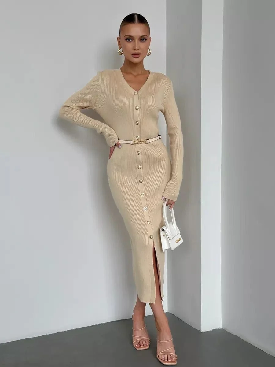 Robe en maille col V boutonnage simple longue -