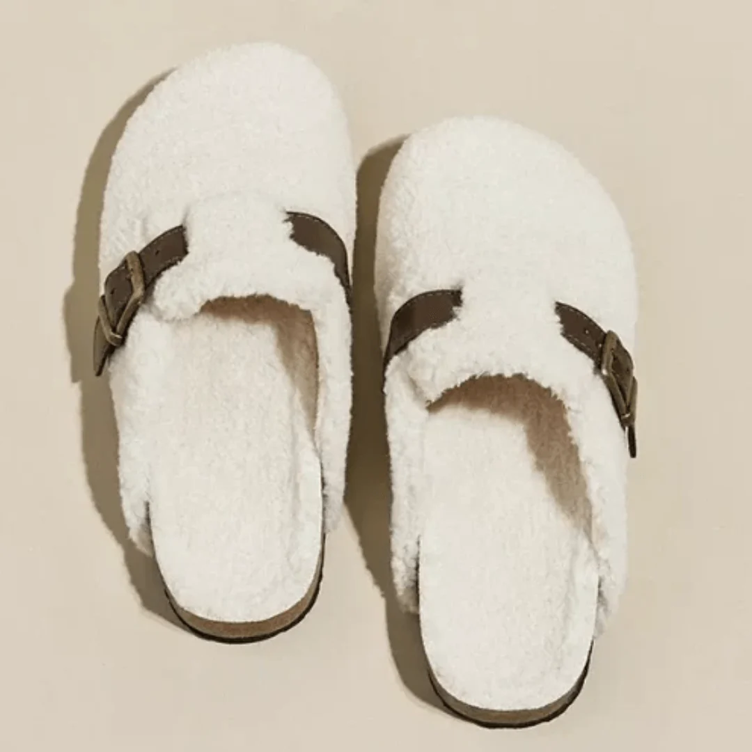 Chaussons fourr��s �� boucle - Cocooning luxueux d'hiver - MAX FOR ME