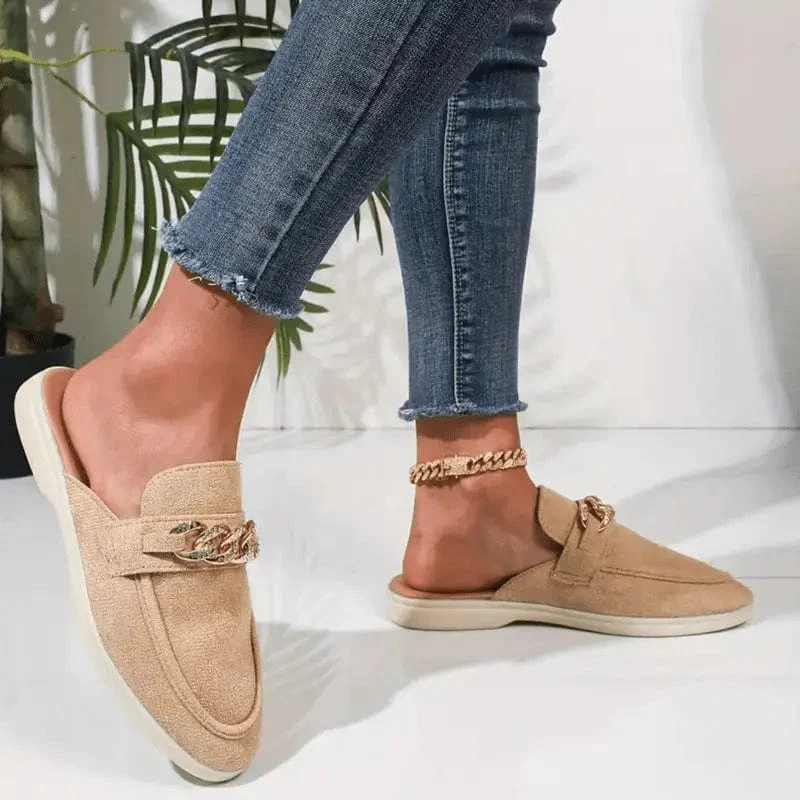 Mocassins beige d'��t�� Mason �� d��tail cha?ne - Confort urbain et ��l��gance d��contract��e