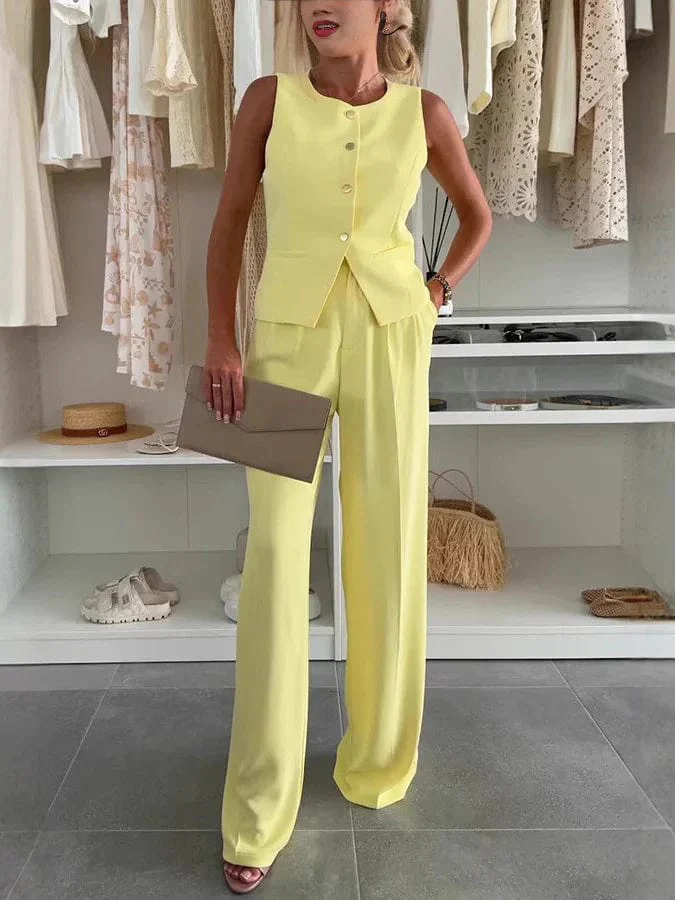Ensemble tailleur gilet et pantalon large - une allure chic et moderne - MAX FOR ME