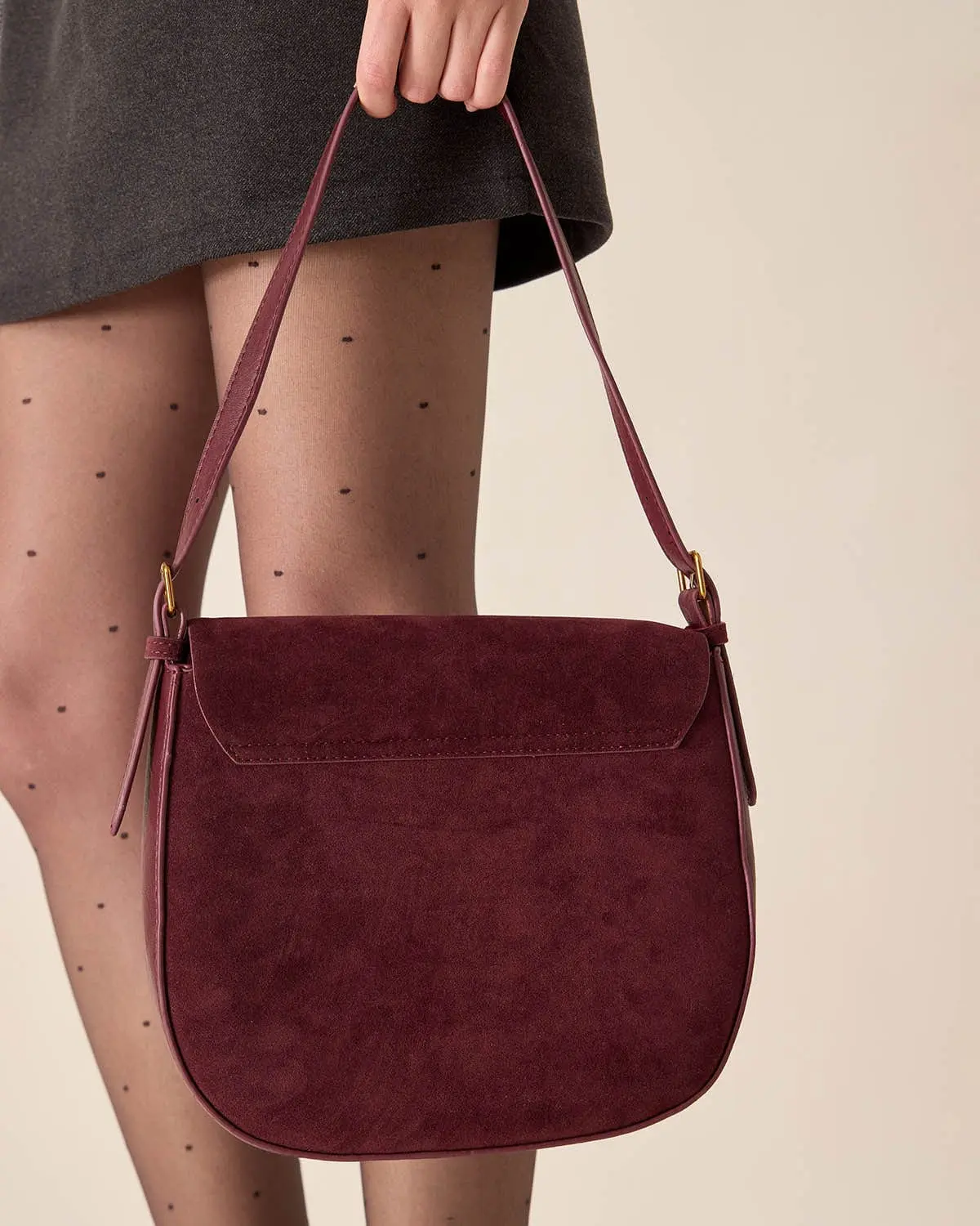 Sac �� bandouli��re en daim rouge