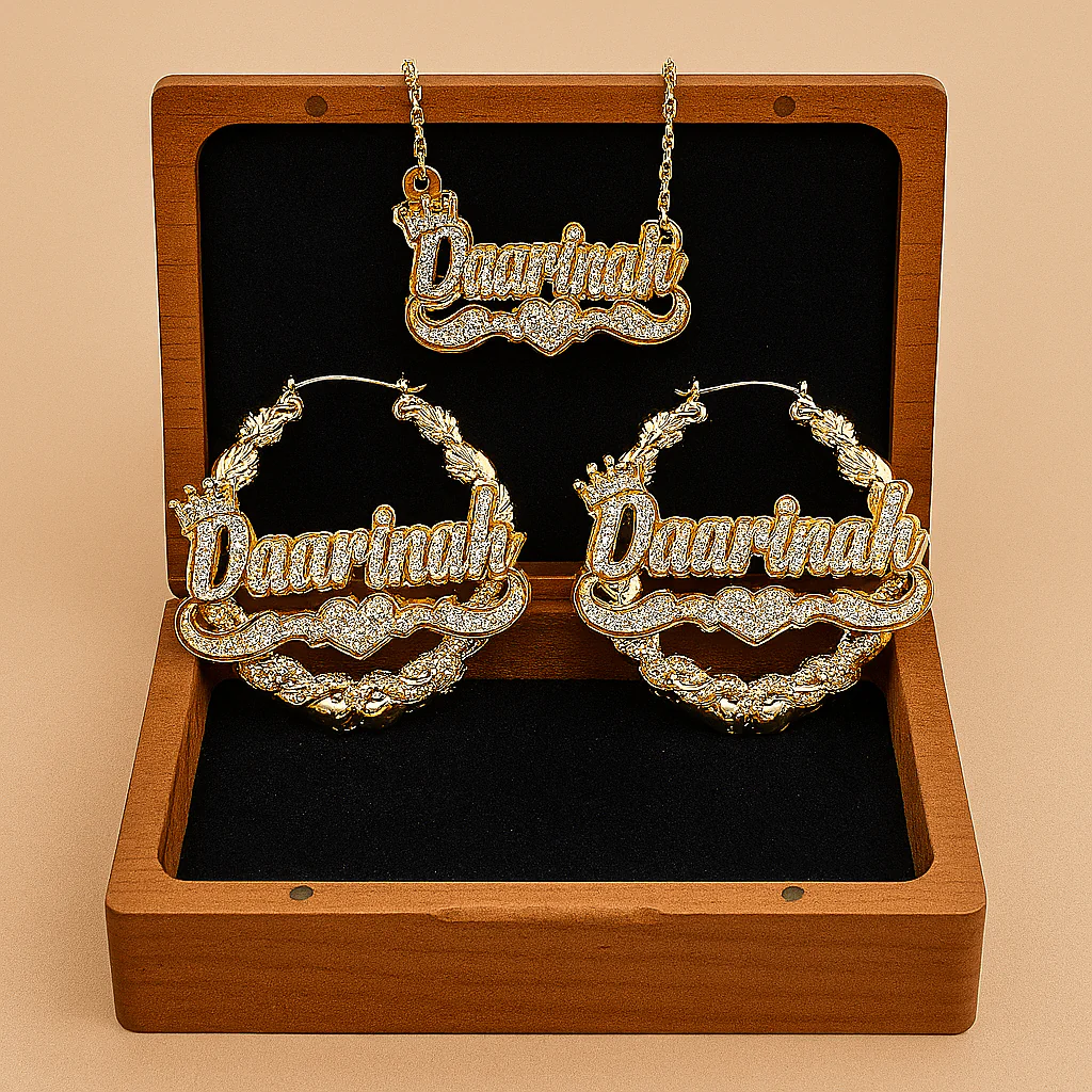Ensemble Personnalisé �?Collier et Boucles d’Oreilles doré avec strass