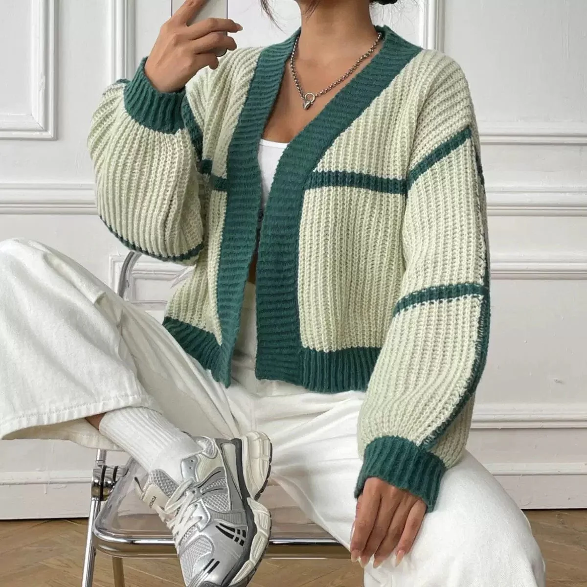 Cardigan structur�� �� bords contrastants - chic et moderne - MAX FOR ME