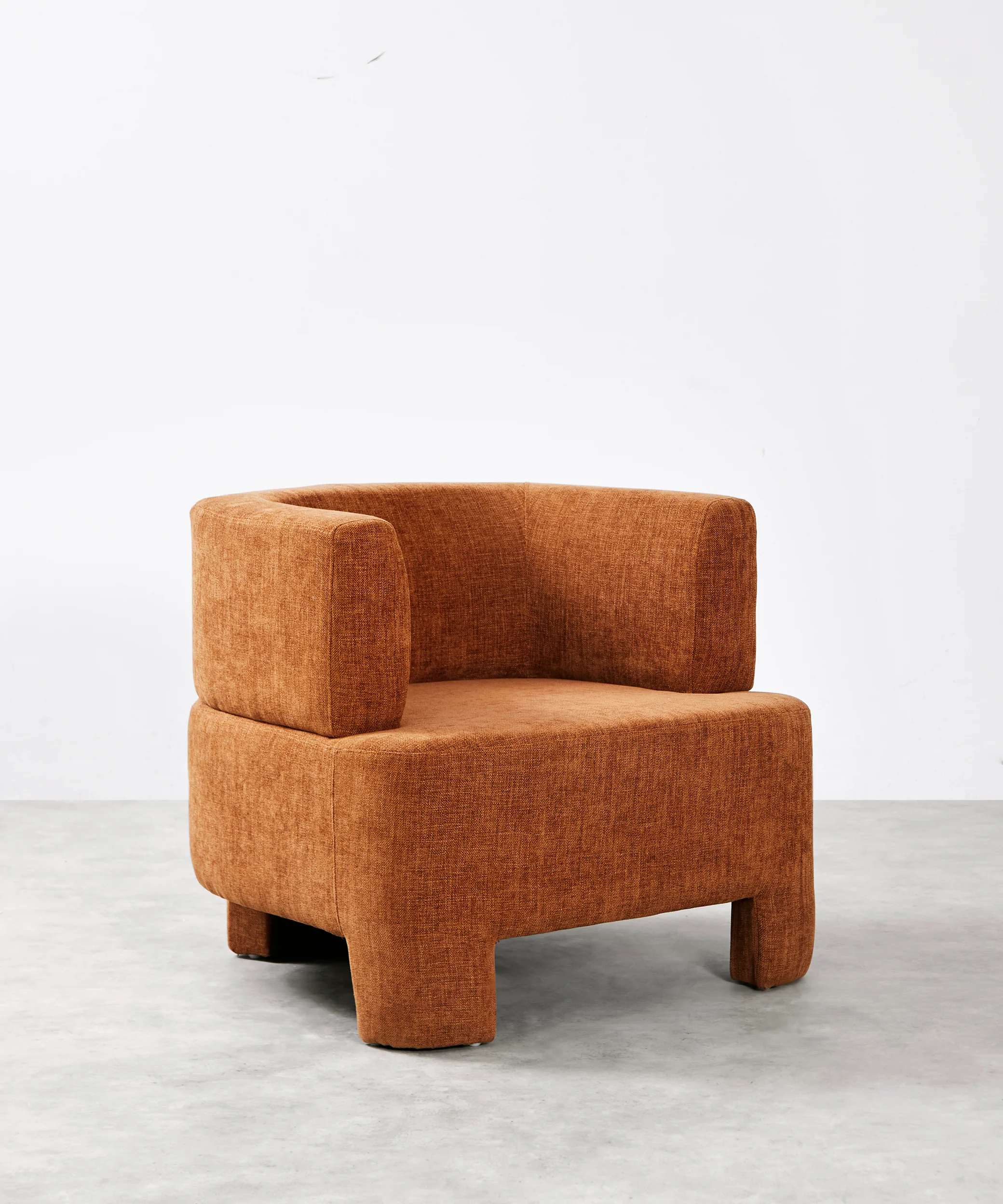 Sillón Tapizado con Reposabrazos Milo