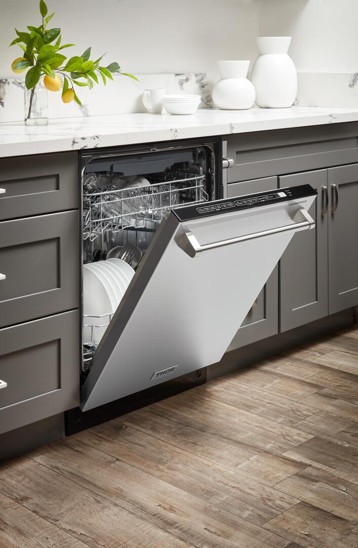 Thor 24-Inch Stainless Steel Top Control Built-In Dishwasher