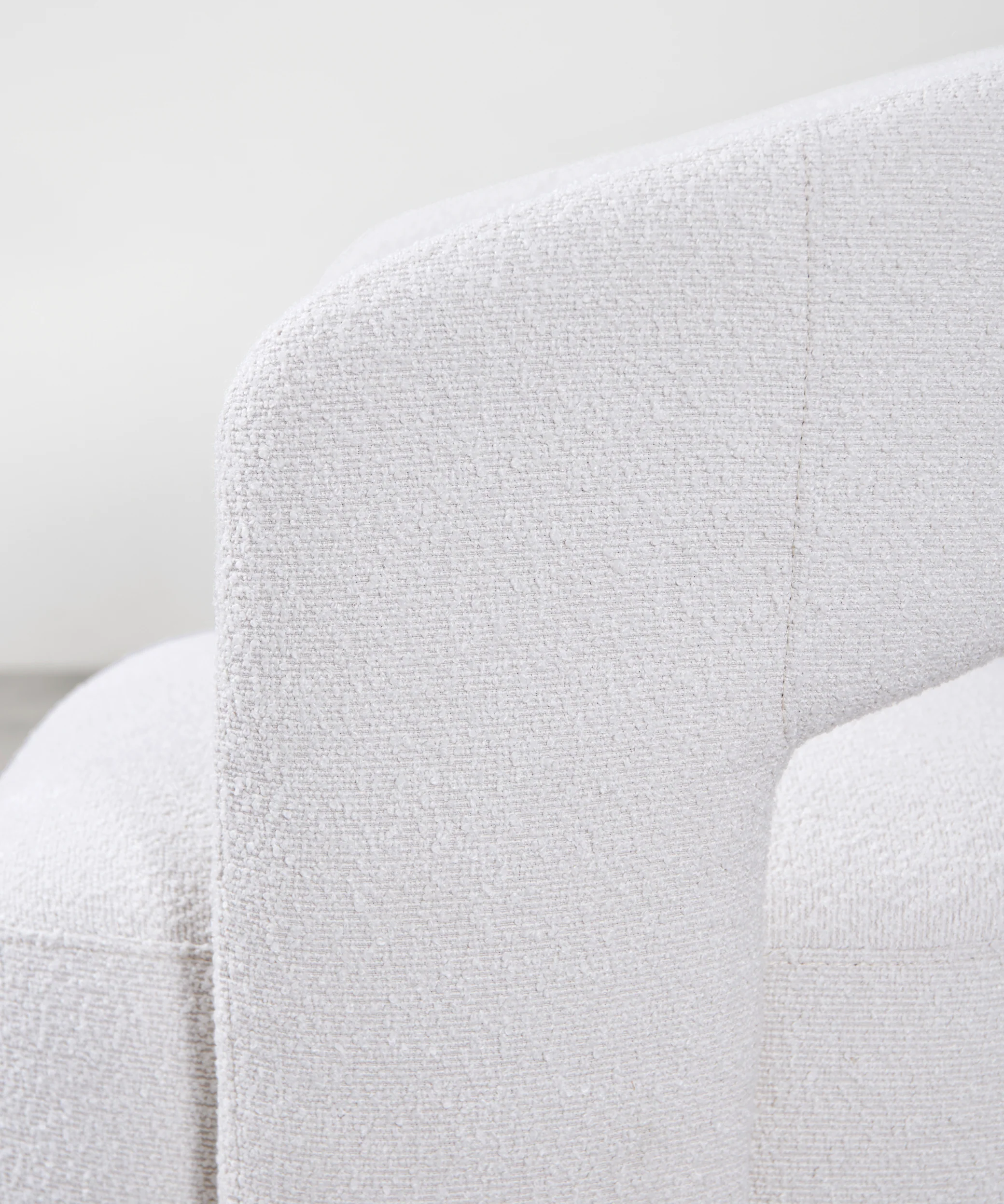 Sillón Tapizado con Reposabrazos Naya