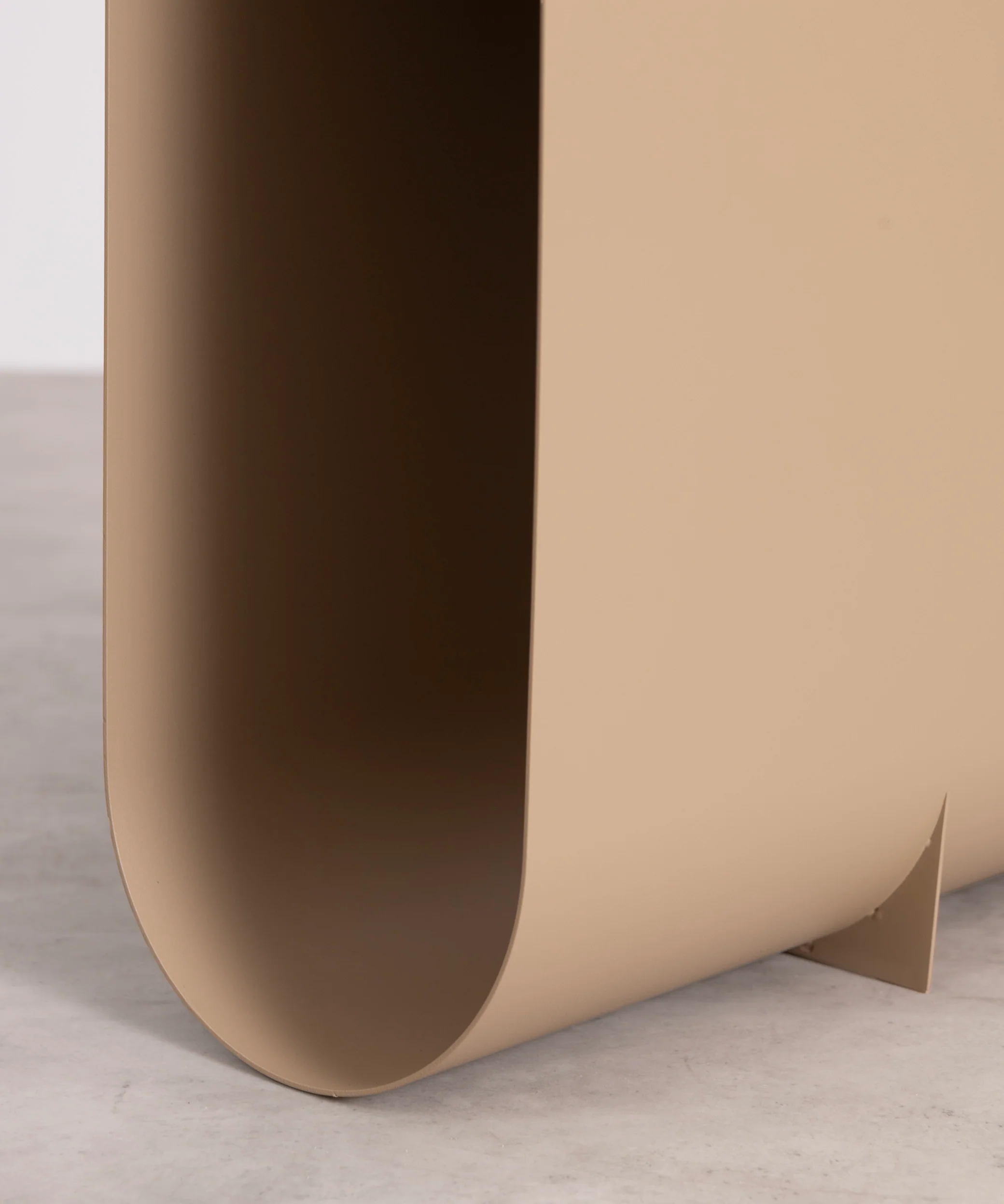 Mesita Auxiliar Dama (40x30x40 cm)