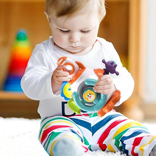 Jouet pour enfant - cube ��ducatif