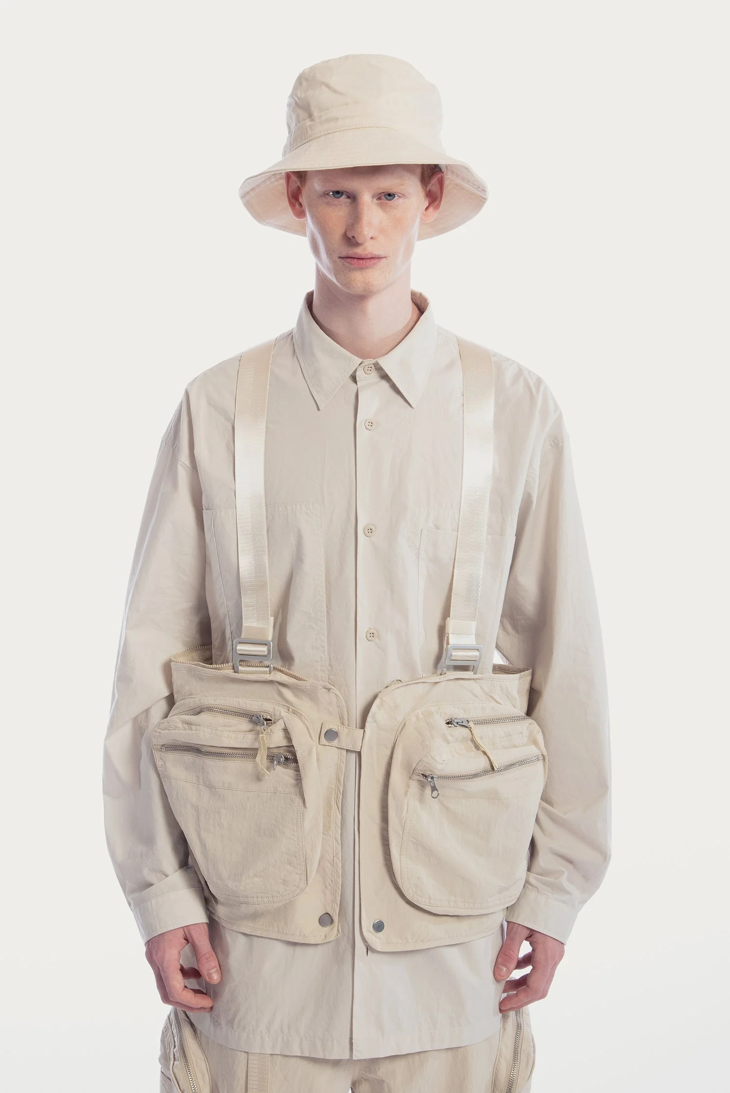 UNISEX 2-IN-1 CONVERTIBLE JACKET