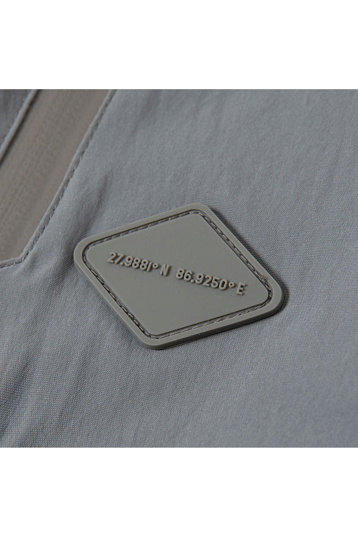 UNISEX PRIMEFLEX® TWO ZIP POCKETS BELTED TECH PANTS