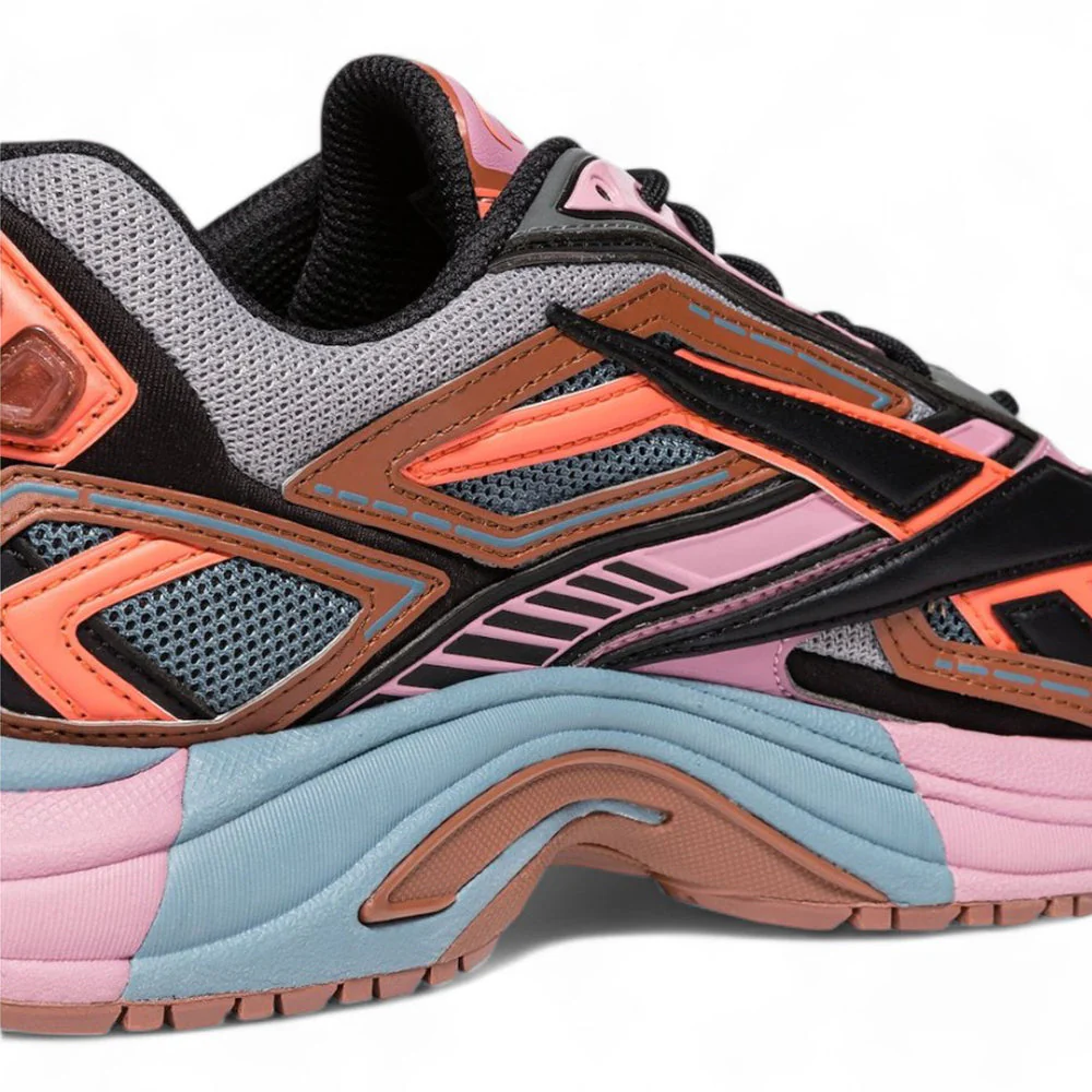 REEBOK LTD UNISEX PREMIER ROAD ULTRA SNEAKER / EXTRA PINK