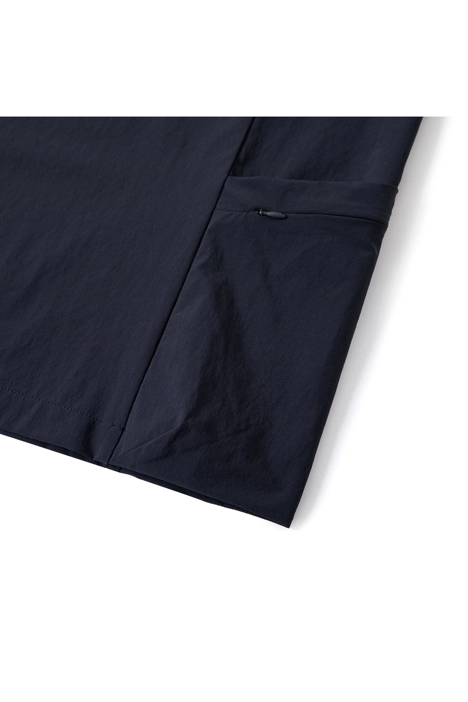 UNISEX PACKABLE SIDE ZIP POCKETS WOVEN S/S TOP