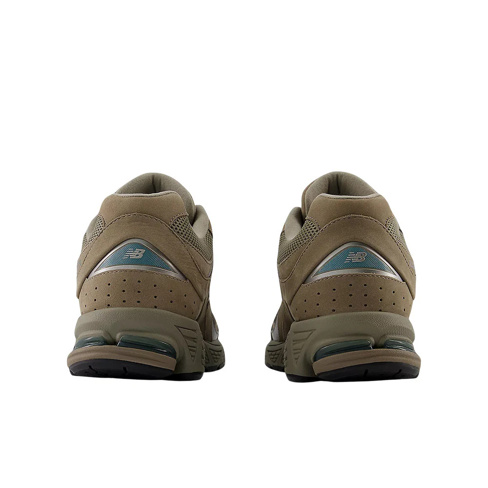 NEW BALANCE UNISEX 2002R