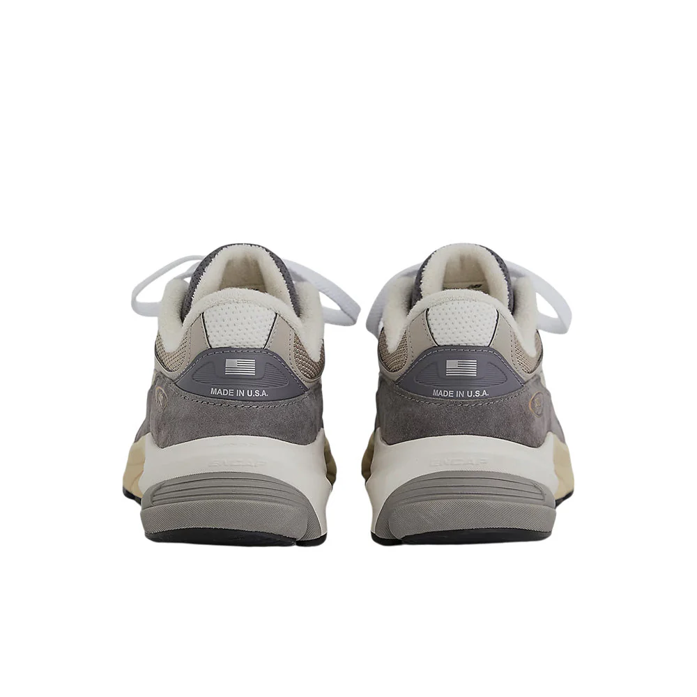 NEW BALANCE UNISEX MADE IN USA 990V6