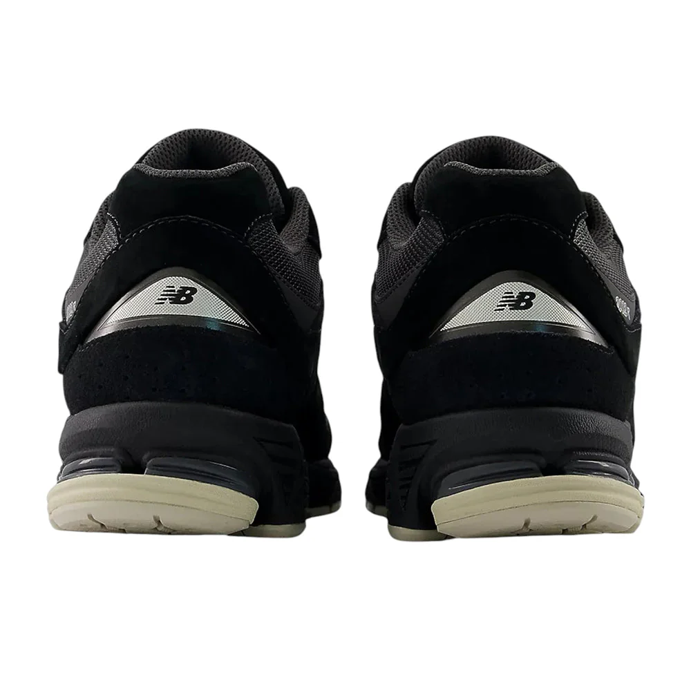 NEW BALANCE UNISEX 2002R