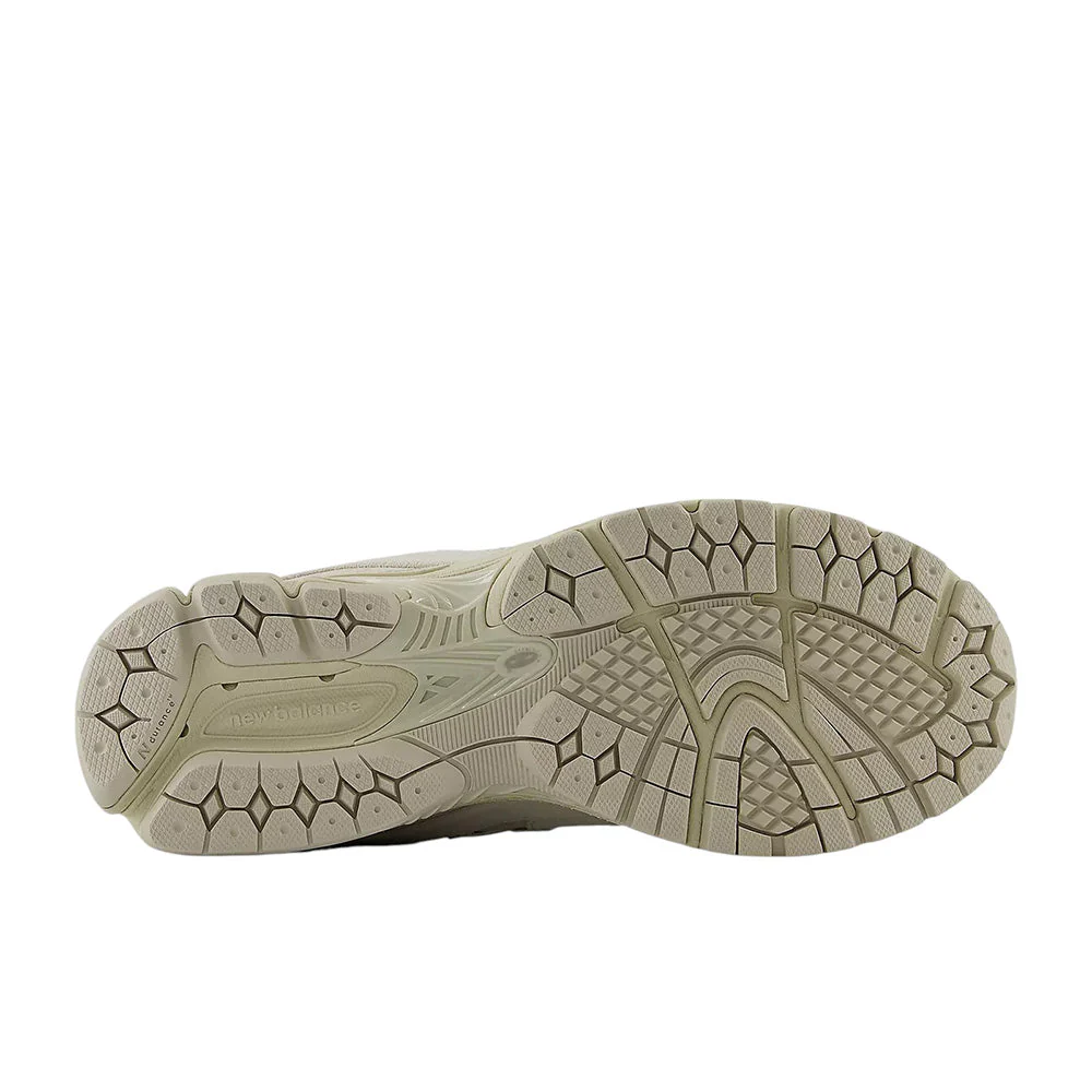 NEW BALANCE UNISEX 2002R