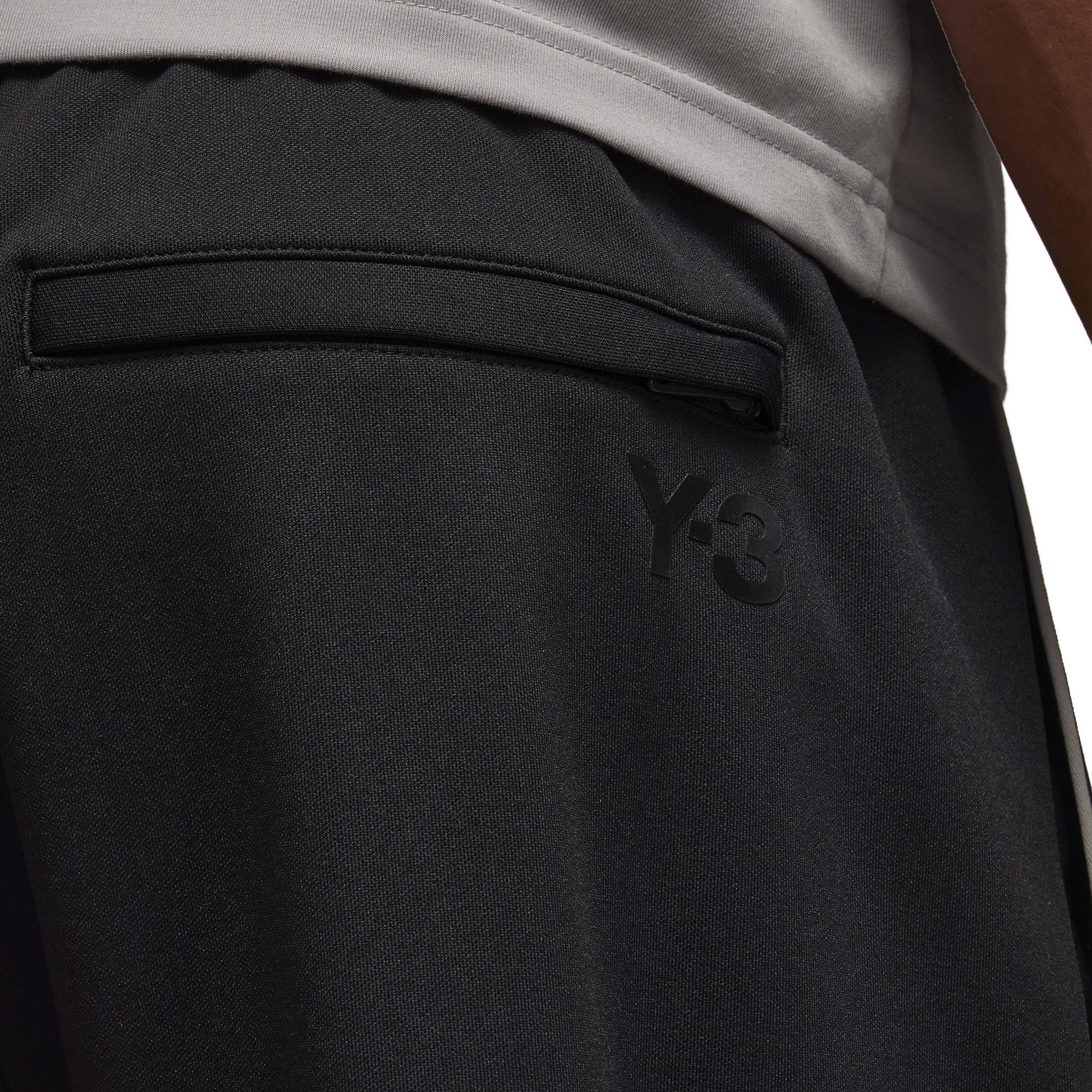 Y-3 SST TRACK PANTS (UNISEX)