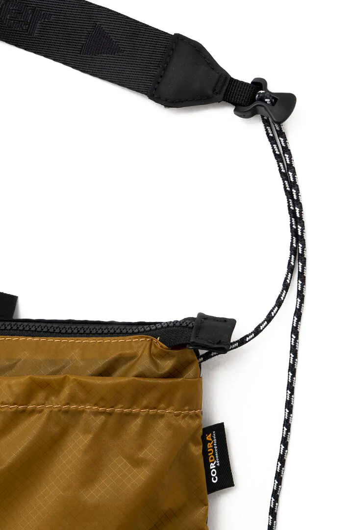 AND WANDER SIL SACOCHE