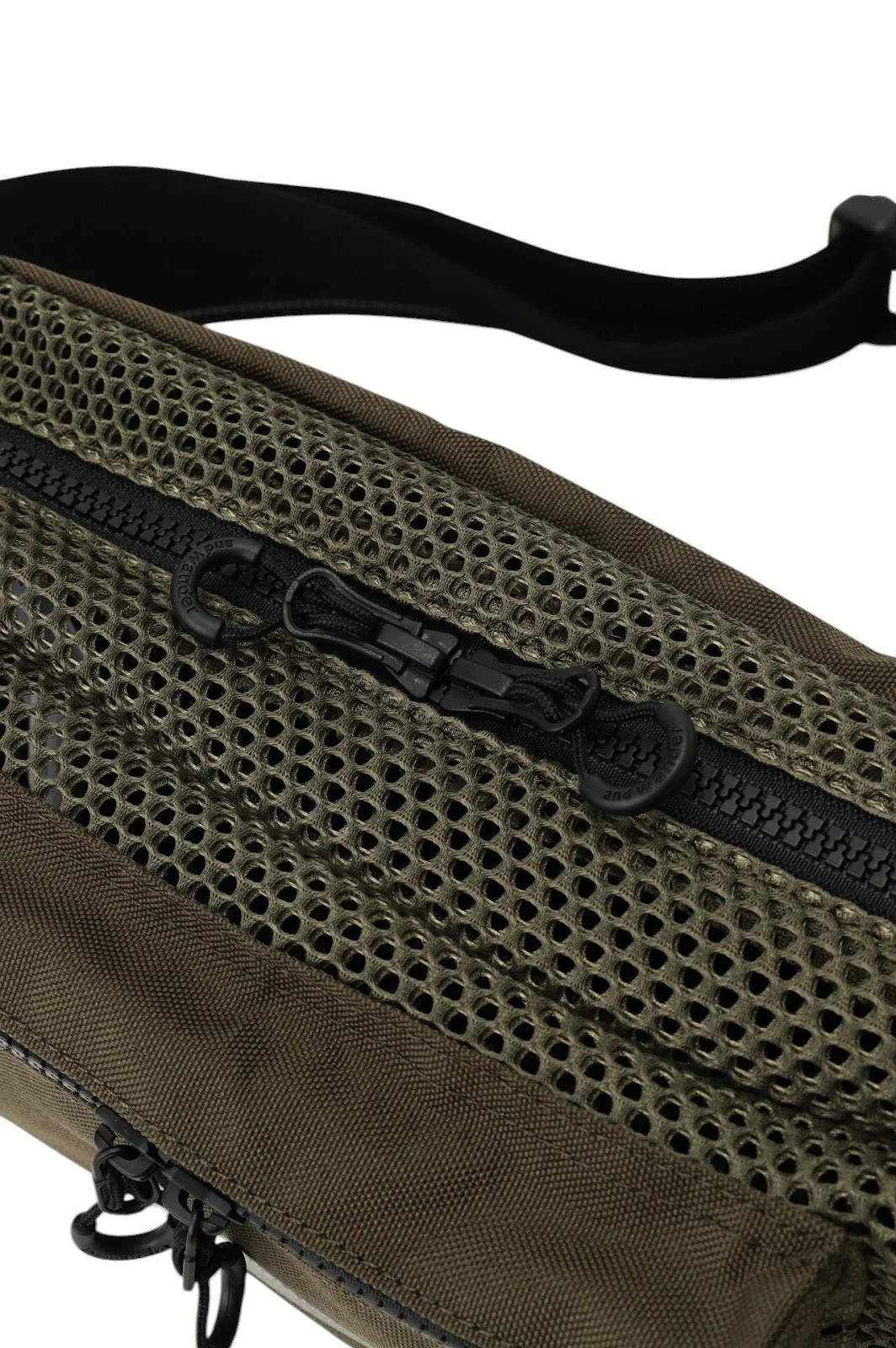 AND WANDER 3D MESH WAIST BAG