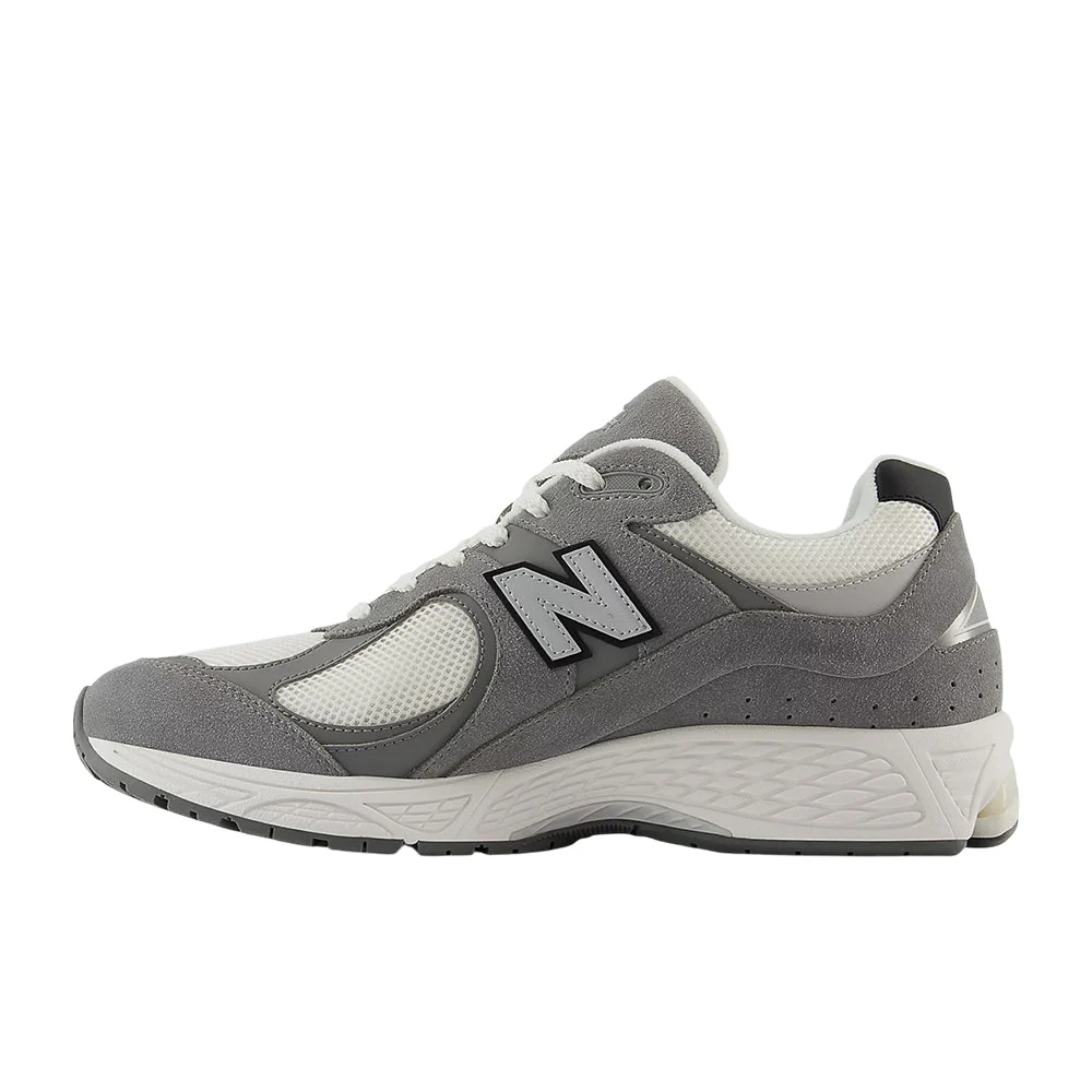 NEW BALANCE UNISEX 2002R