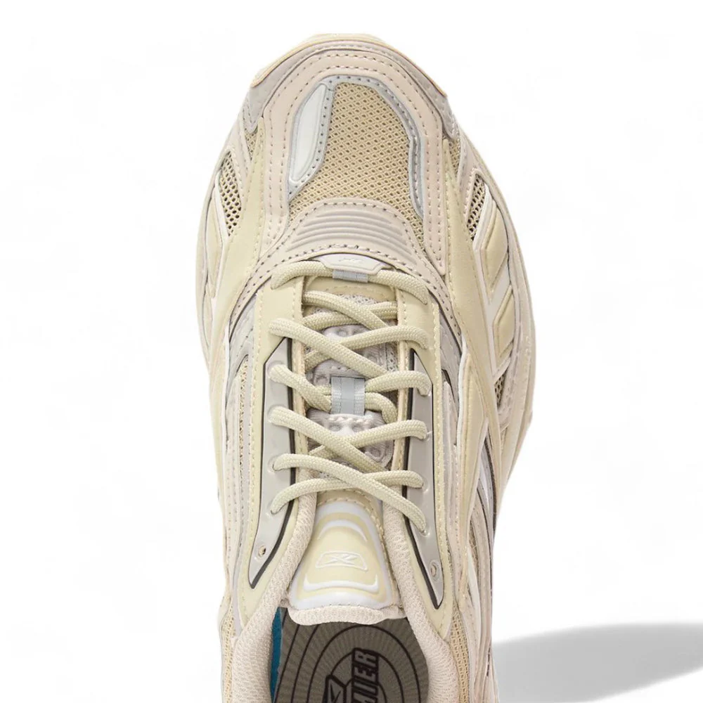 REEBOK LTD UNISEX PREMIER ROAD ULTRA SNEAKER / NEUTRAL