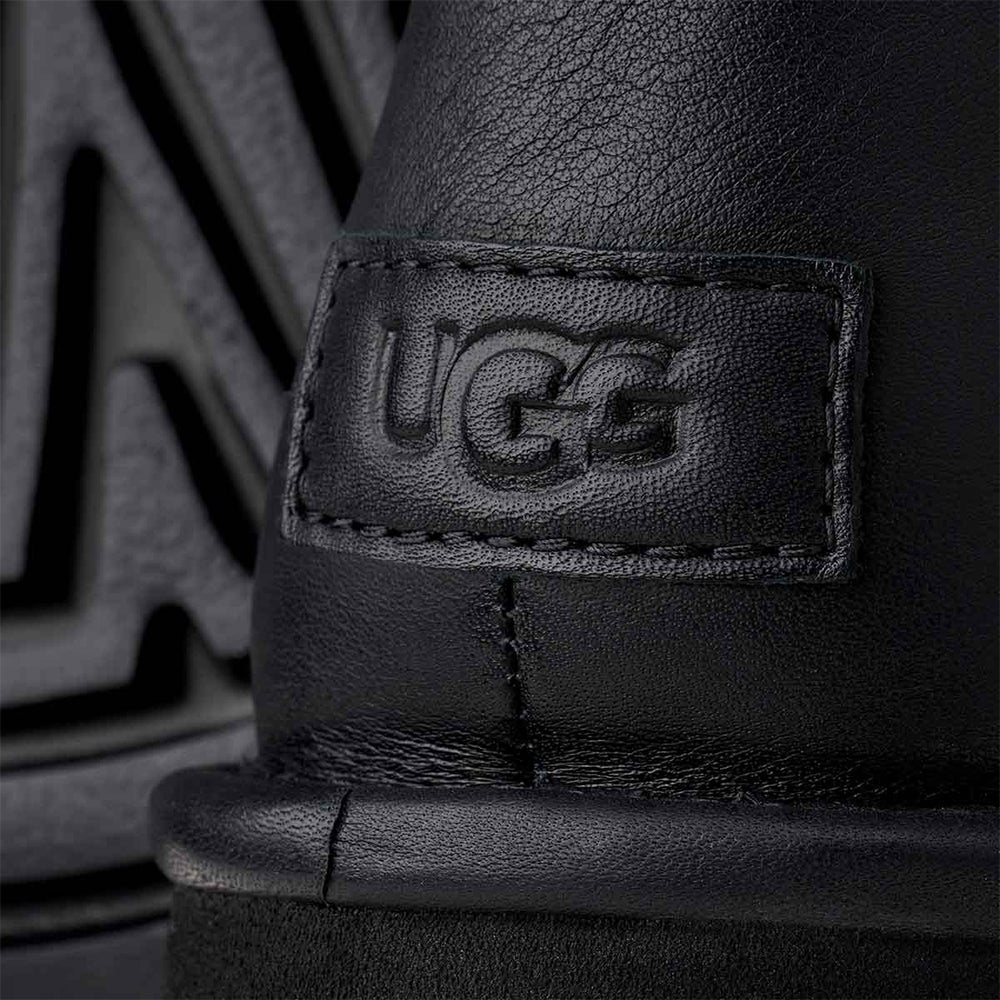 UGG WOMEN'S ESMEE LEATHER BOOT