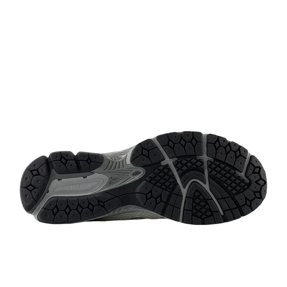 NEW BALANCE UNISEX 860V2