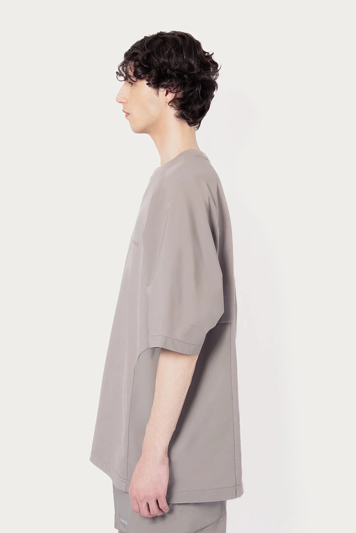 UNISEX WOVEN PANEL TEE