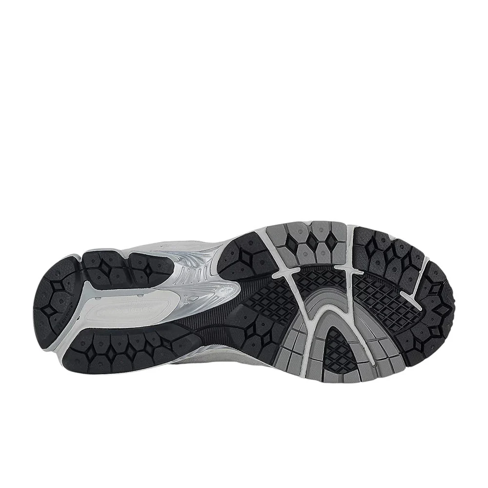 NEW BALANCE UNISEX 2002R