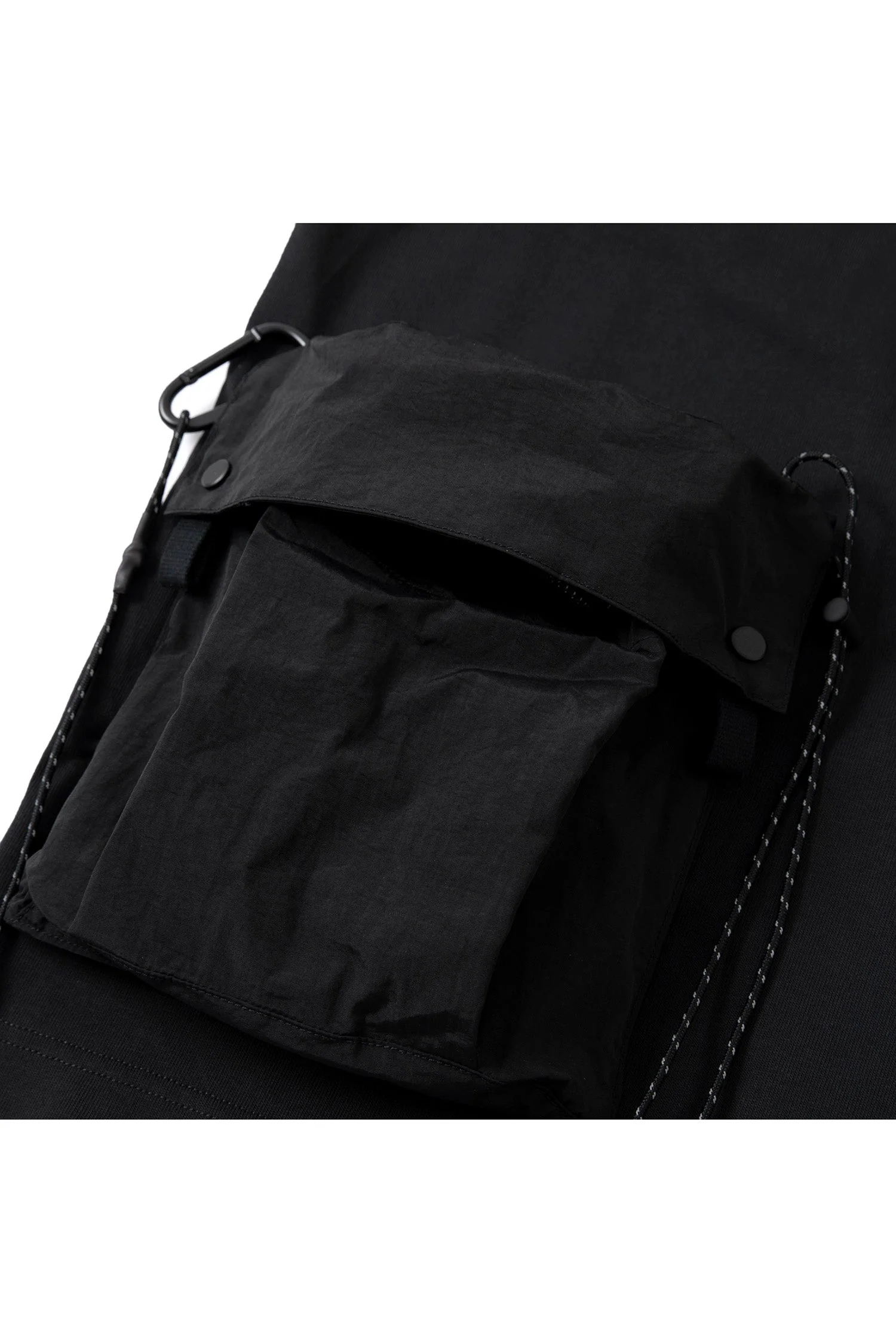 UNISEX ATTACHED POCKET TEE