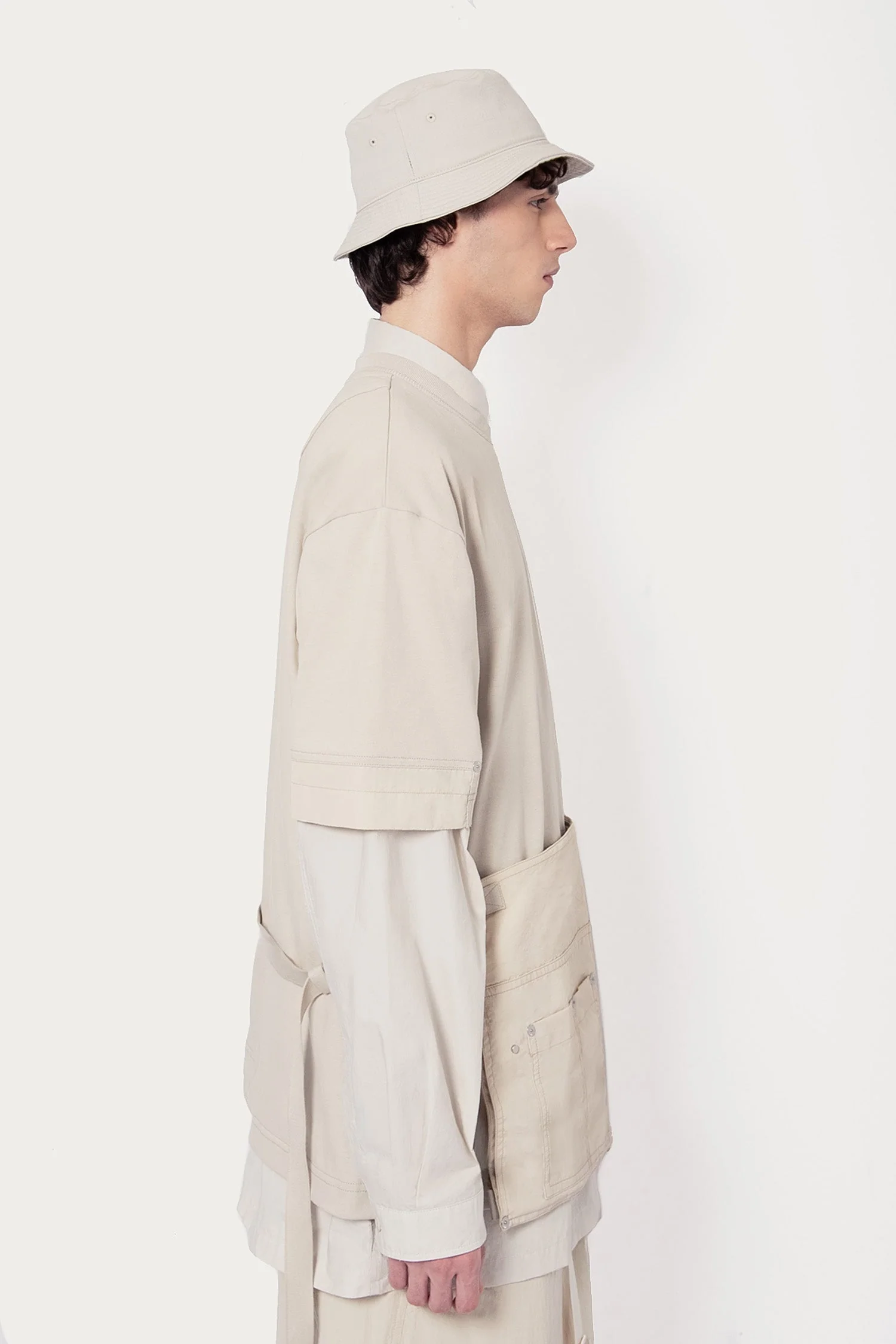 UNISEX DETACHABLE LAYER TEE