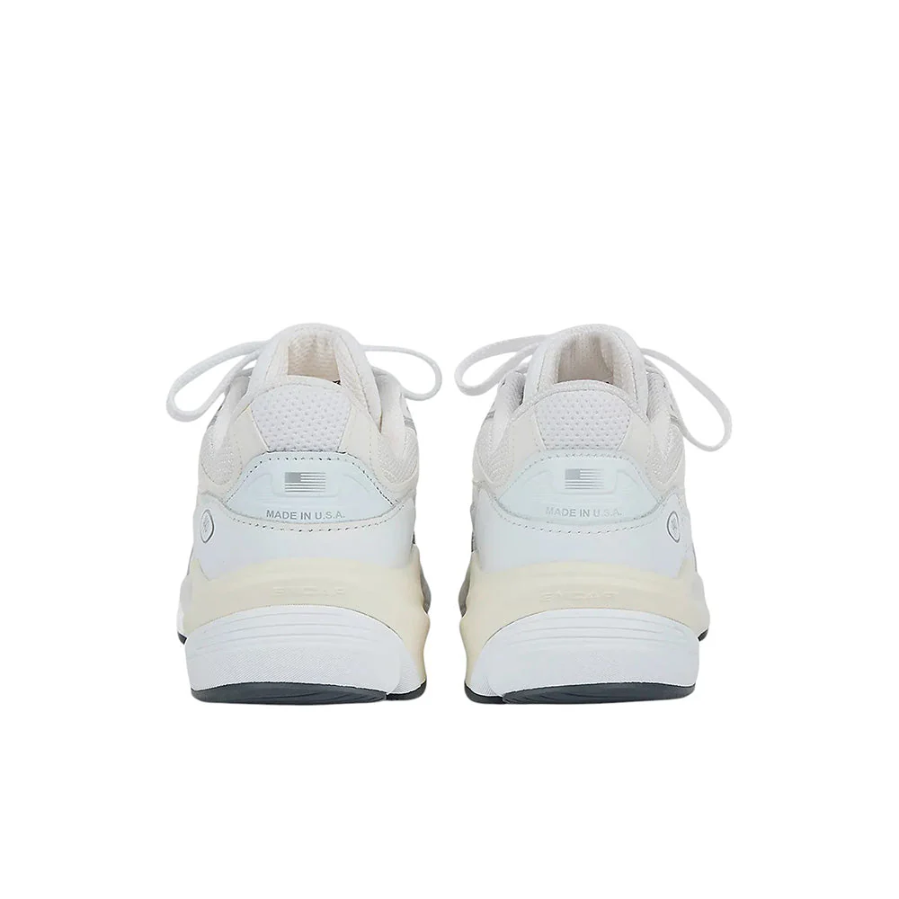 NEW BALANCE UNISEX MADE IN USA 990V6