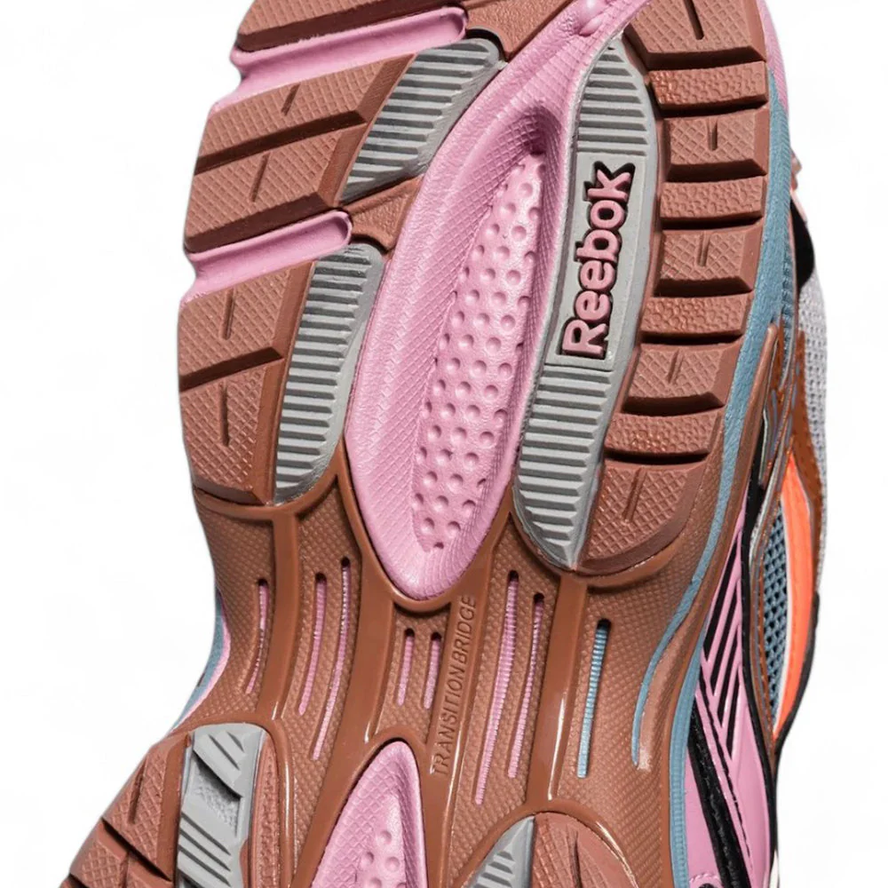 REEBOK LTD UNISEX PREMIER ROAD ULTRA SNEAKER / EXTRA PINK