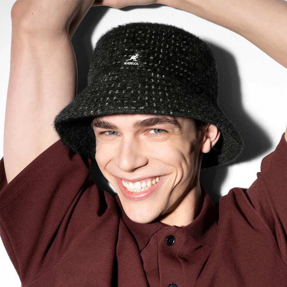 KANGOL MEETING POINT LAHINCH