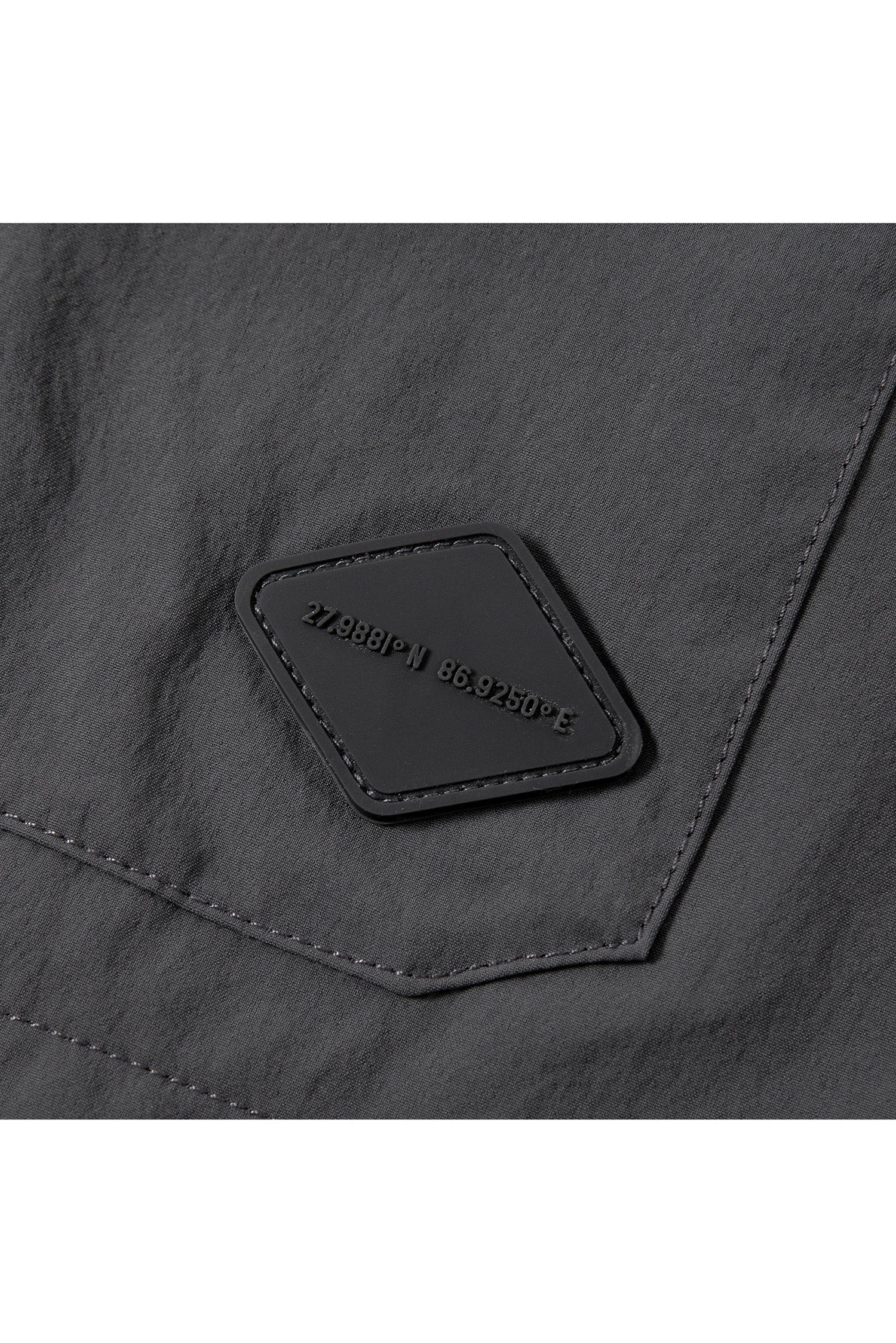 UNISEX PACKABLE SIDE ZIP POCKETS WOVEN S/S TOP