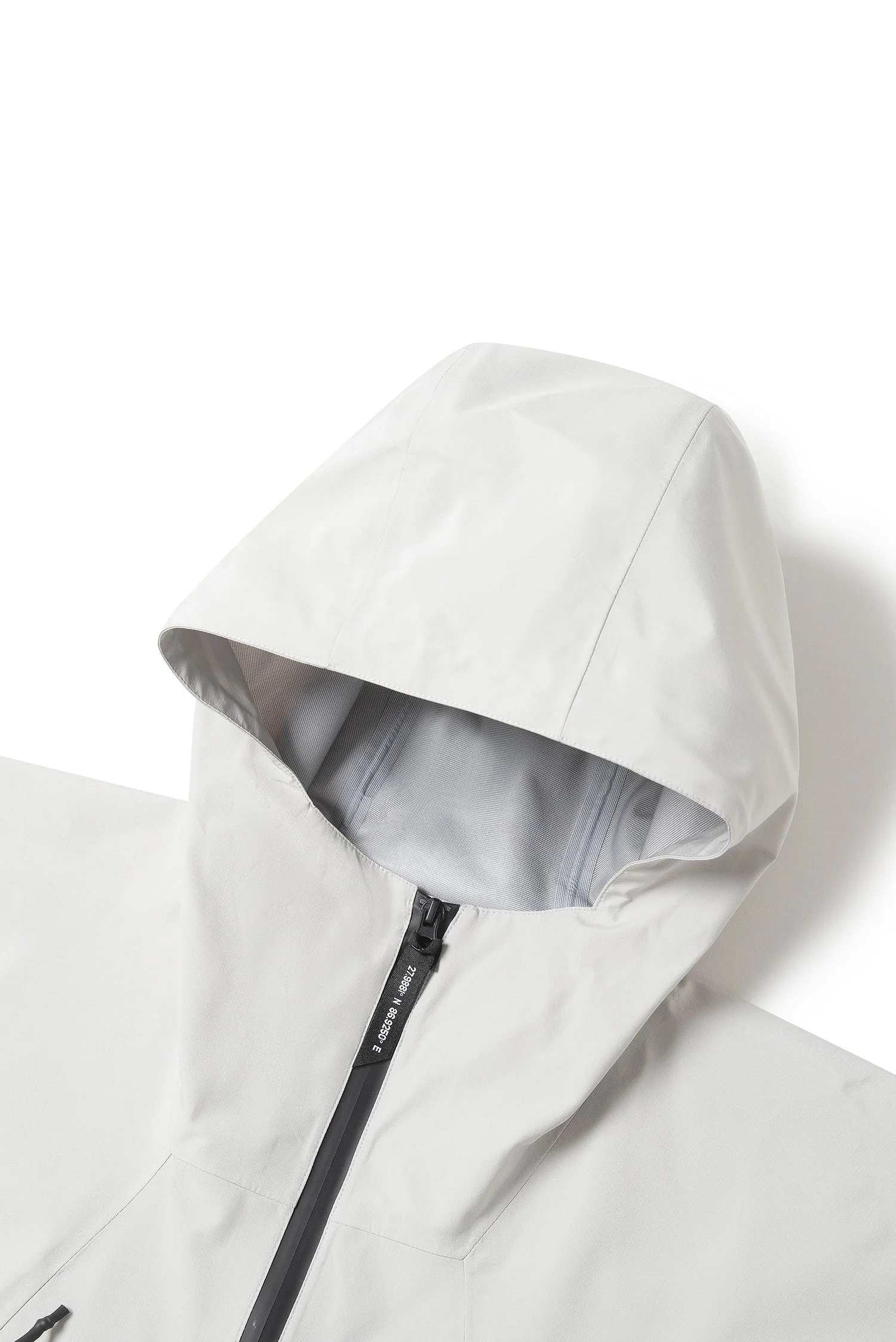 3-layer tape seam tech shell jacket